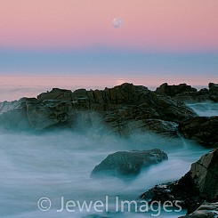 040 Moonset at Leffingwell Landing Cambria CA